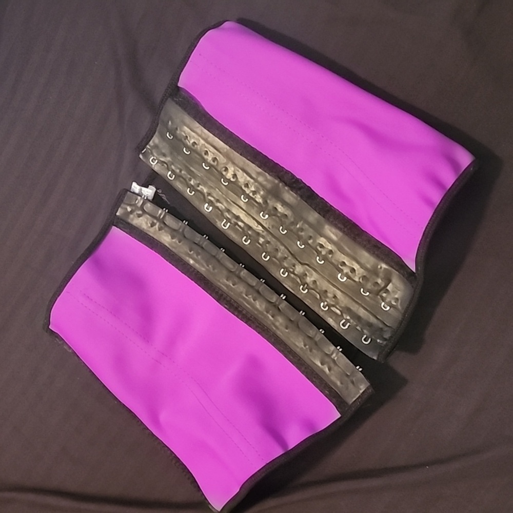 Waist trainer